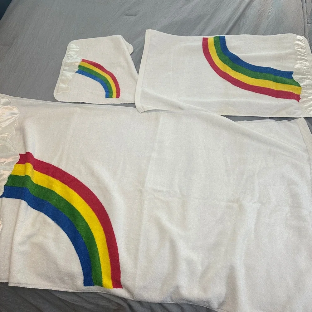 Vintage 70's Saturday Knight Rainbow Cloud Pride Towel Set‎ 3pc White Retro Bath